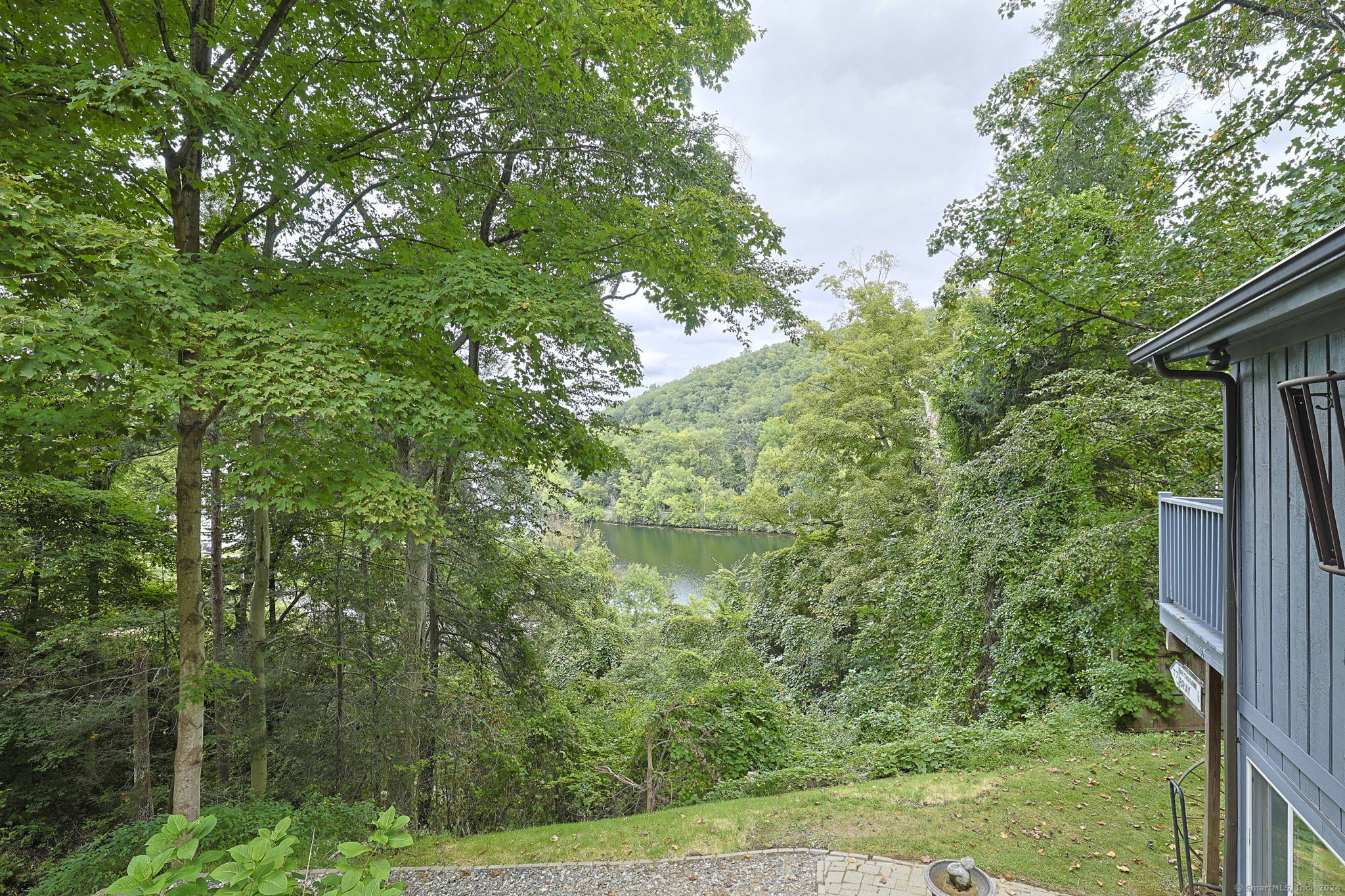 25 Brookbridge Drive, Newtown, Connecticut image 21