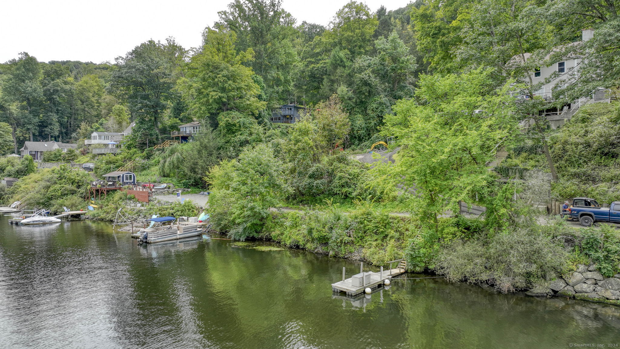 25 Brookbridge Drive, Newtown, Connecticut image 1