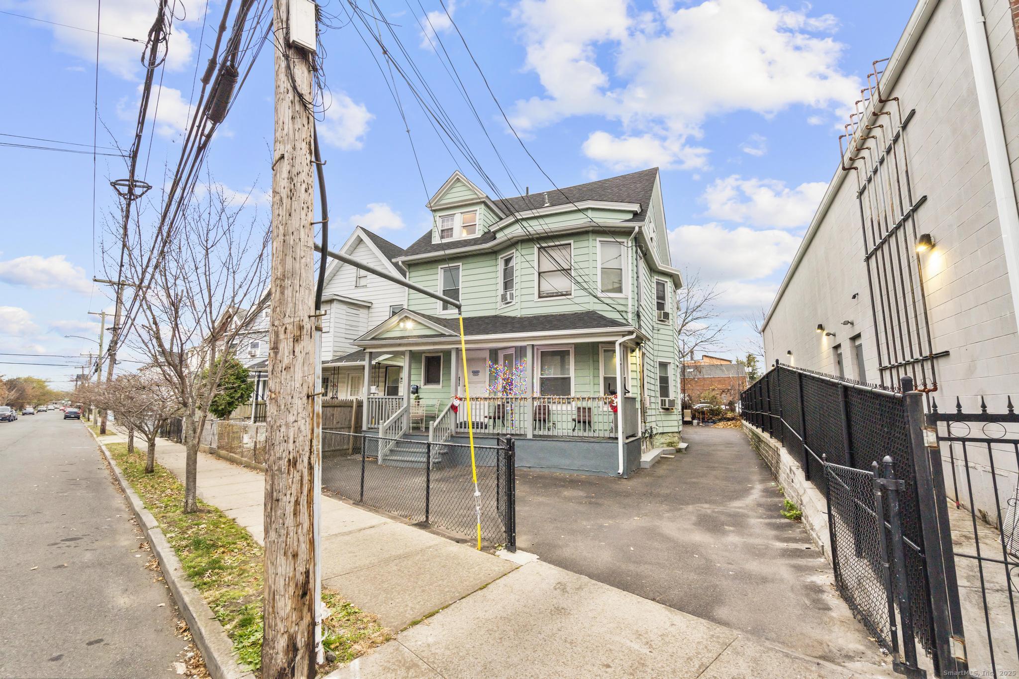 865 Iranistan Avenue