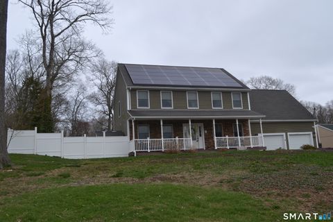 Photo of 571 Old Colchester Road, Montville, CT 06382 (MLS # 24167182)