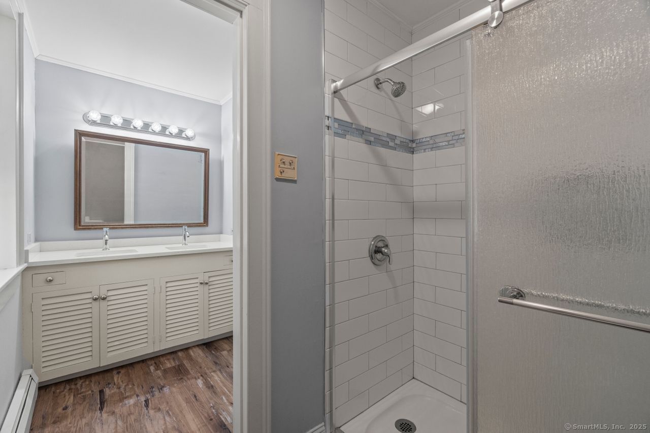 212 Main Street, Woodbury, Connecticut image 25