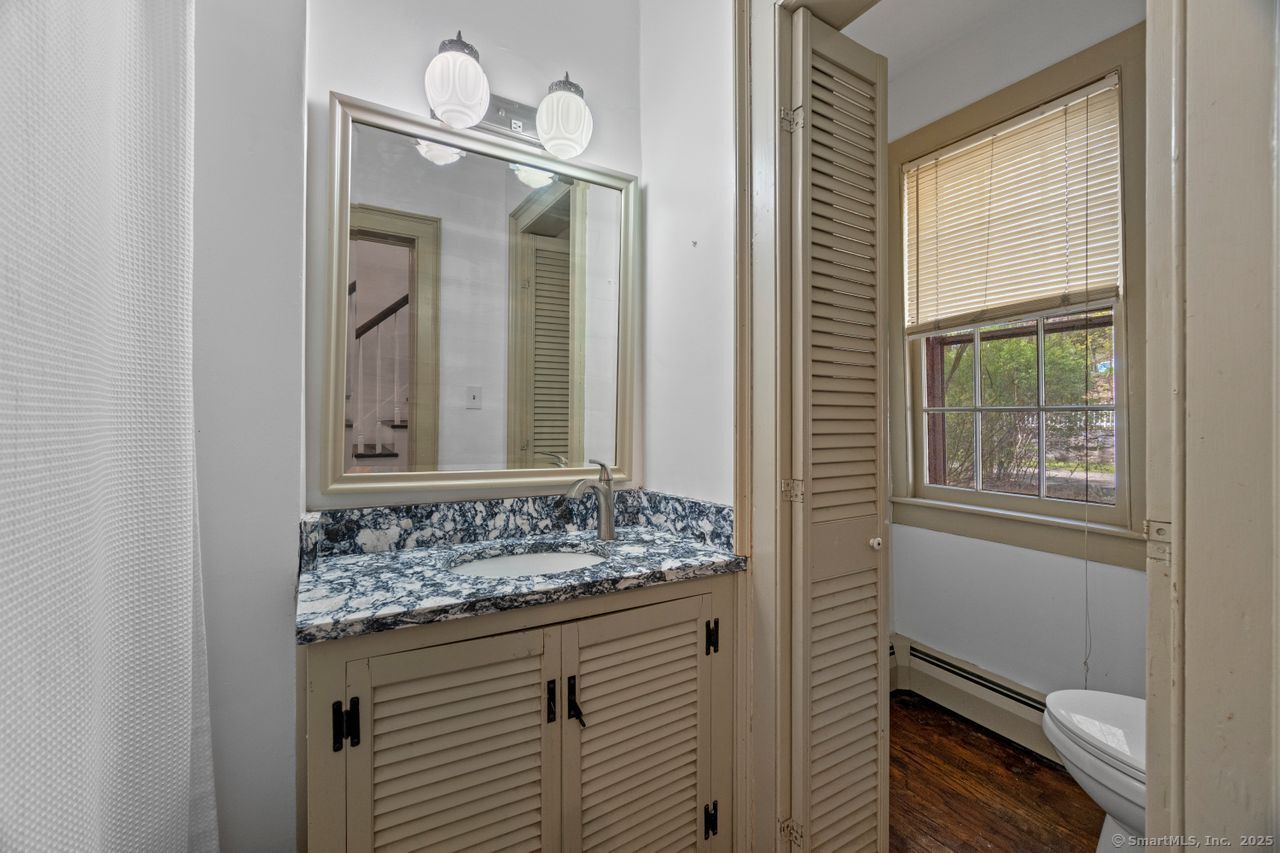 212 Main Street, Woodbury, Connecticut image 19