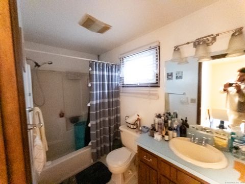 Tiny photo for 40 Grove Street #B, Manchester, CT 06042 (MLS # 24137199)