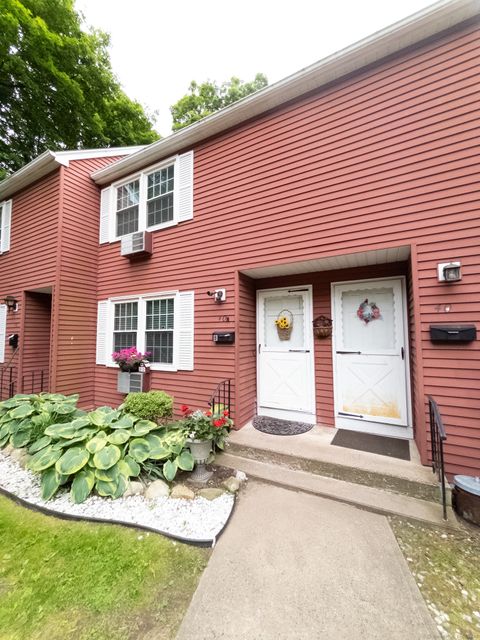 Tiny photo for 40 Grove Street #B, Manchester, CT 06042 (MLS # 24137199)