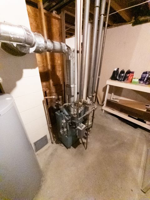 Tiny photo for 40 Grove Street #B, Manchester, CT 06042 (MLS # 24137199)