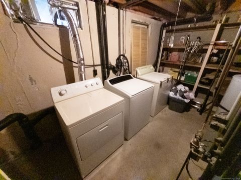 Tiny photo for 40 Grove Street #B, Manchester, CT 06042 (MLS # 24137199)