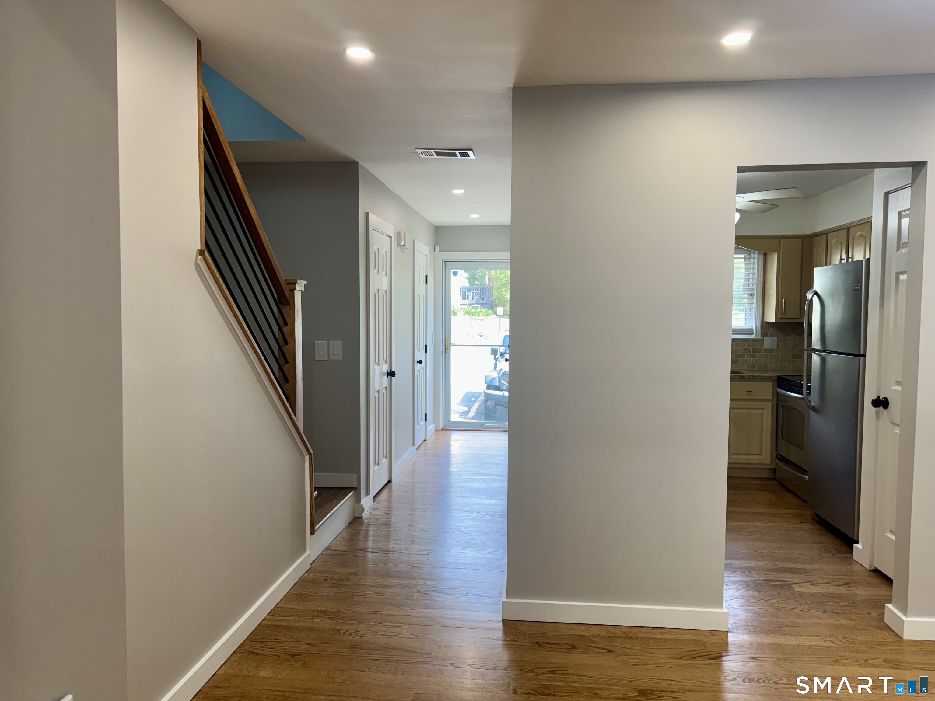 25 Padanaram Road 63