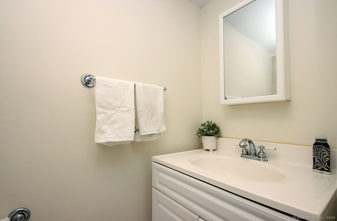 198 Mattabasset Drive #198, Meriden, Connecticut image 10