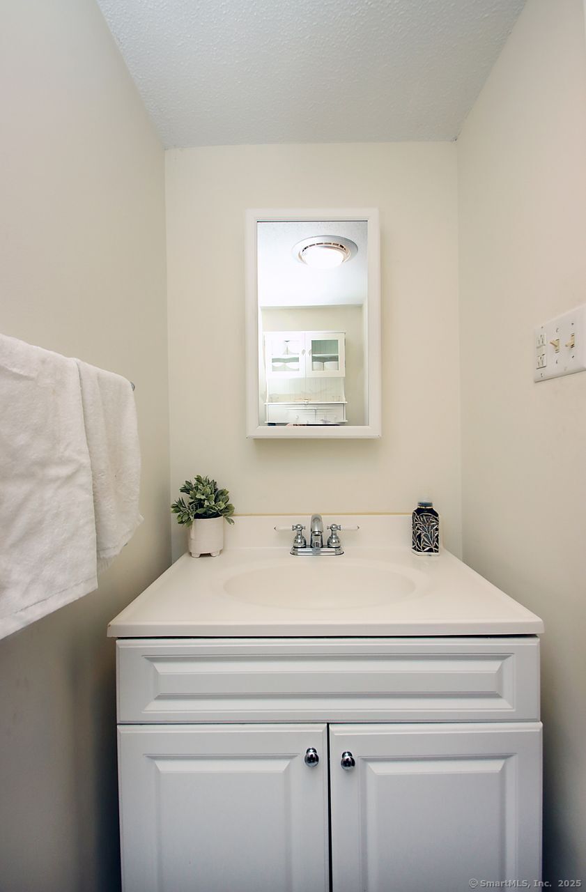 198 Mattabasset Drive #198, Meriden, Connecticut image 11