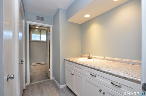 Tiny photo for 48 Great Meadow Lane #48, Farmington, CT 06001 (MLS # 24161422)