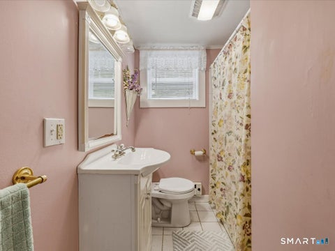Tiny photo for 488 Lake Drive, Guilford, CT 06437 (MLS # 24192432)