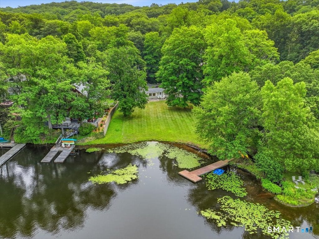 488 Lake Drive