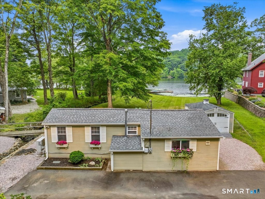 488 Lake Drive