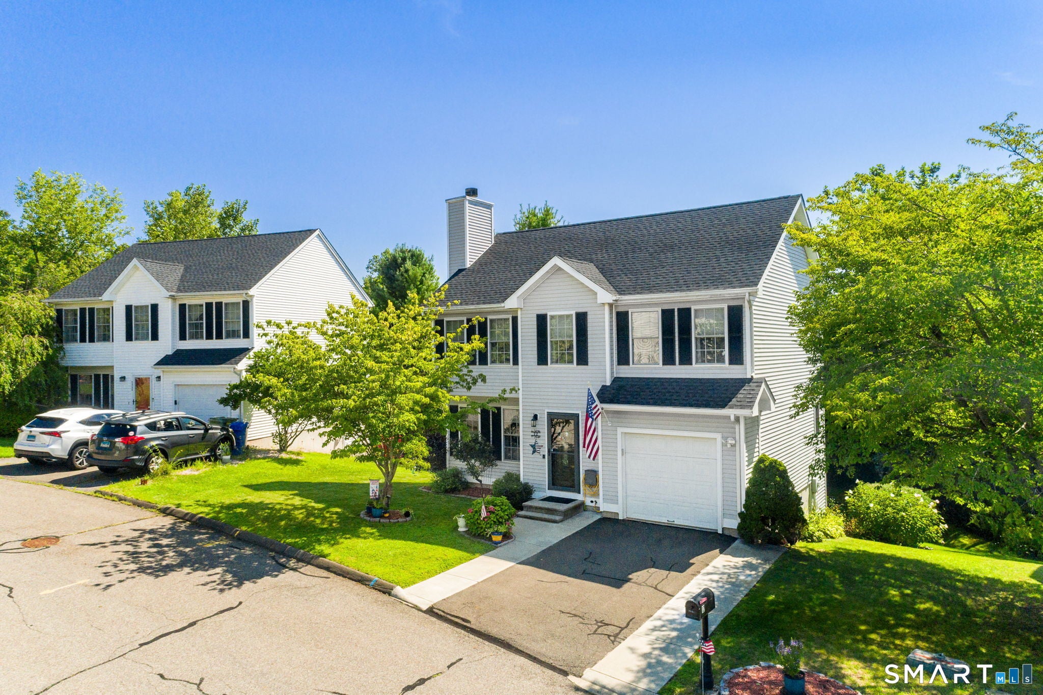 12 Brook Circle 12