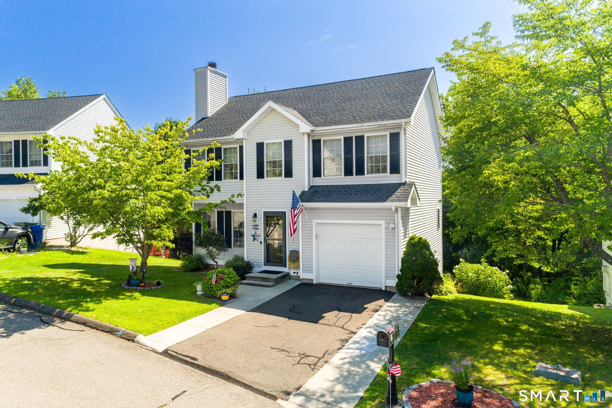 12 Brook Circle 12