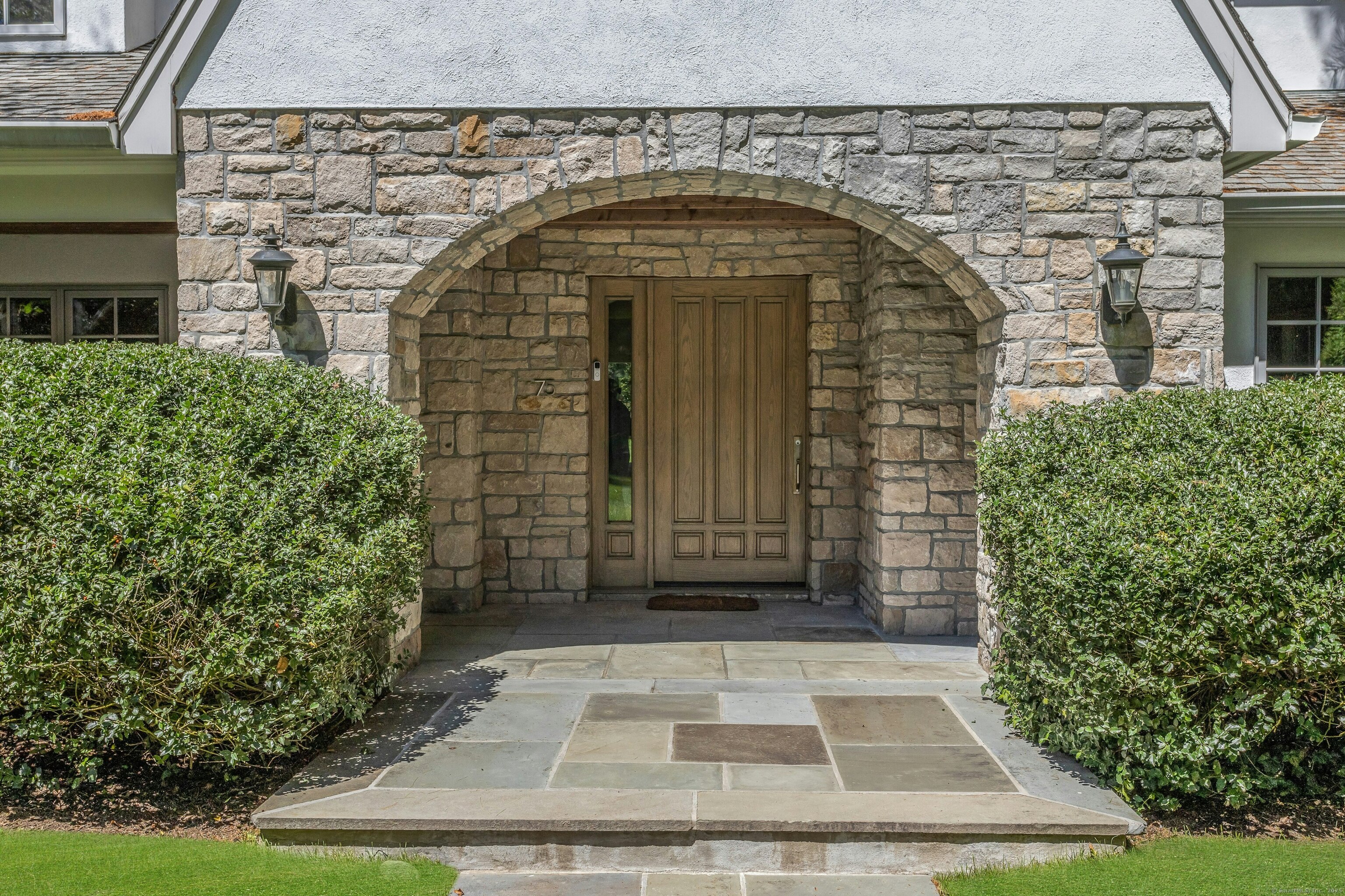 75 West Glen Drive
