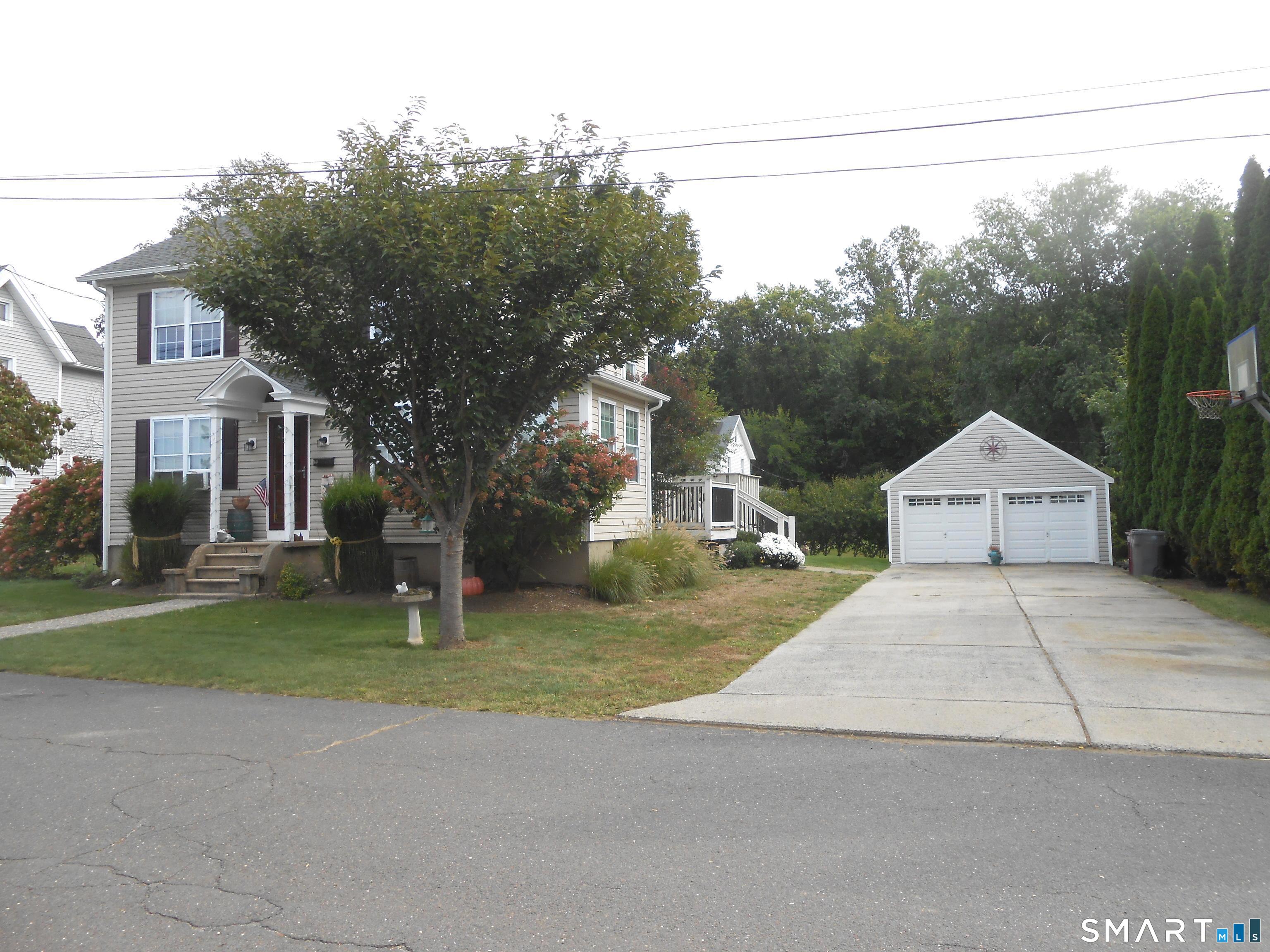 13 Burritt Place