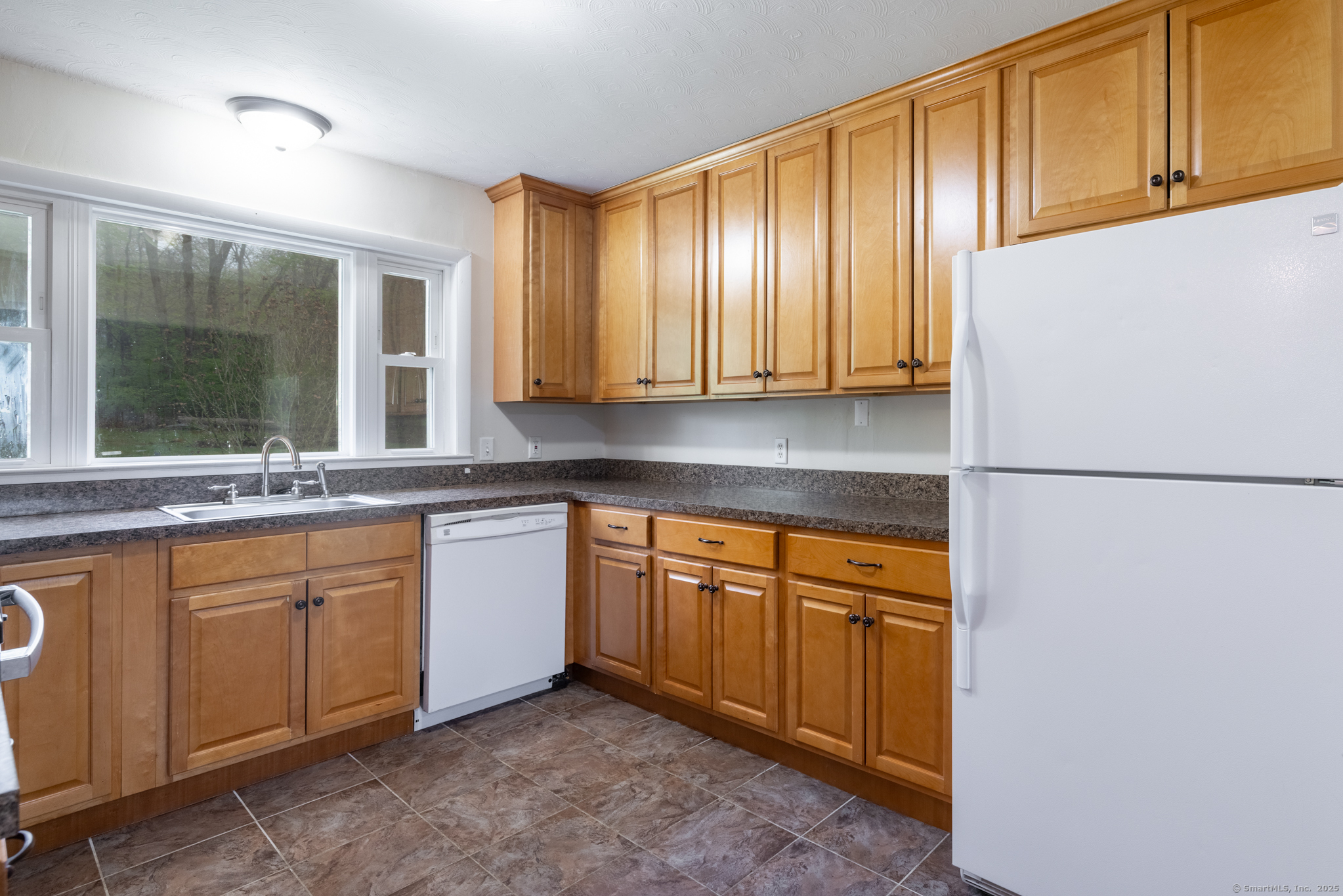 126 Hillcrest Drive, Hebron, Connecticut image 5