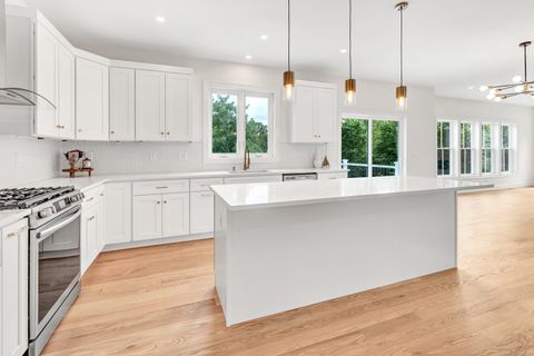 Tiny photo for 33 Larovera Terrace, Ansonia, CT 06401 (MLS # 24133332)
