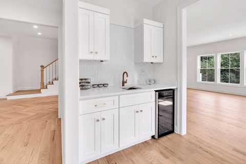 Tiny photo for 33 Larovera Terrace, Ansonia, CT 06401 (MLS # 24133332)