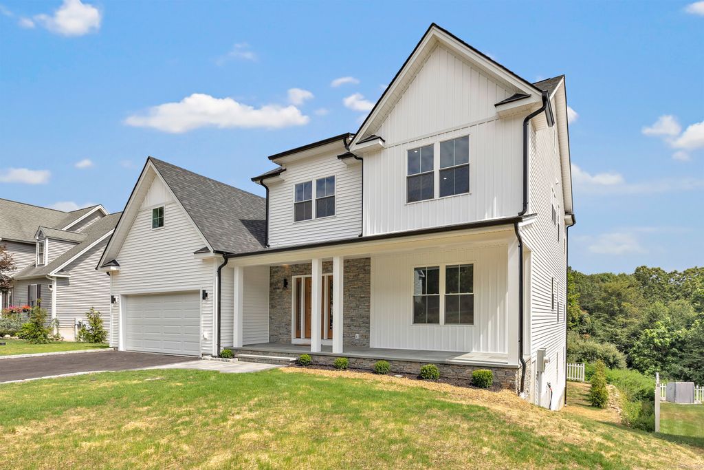 Photo of 33 Larovera Terrace, Ansonia, CT 06401 (MLS # 24133332)