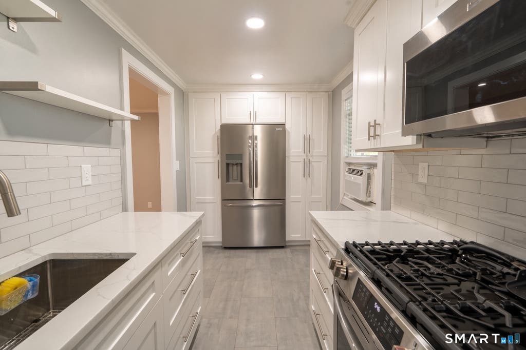 Photo of 66 Courtland Avenue #C4, Stamford, CT 06902 (MLS # 24199521)