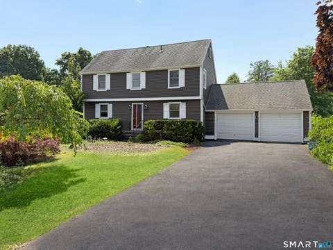 Photo of 111 Daisy Circle, Bristol, CT 06010 (MLS # 24187212)