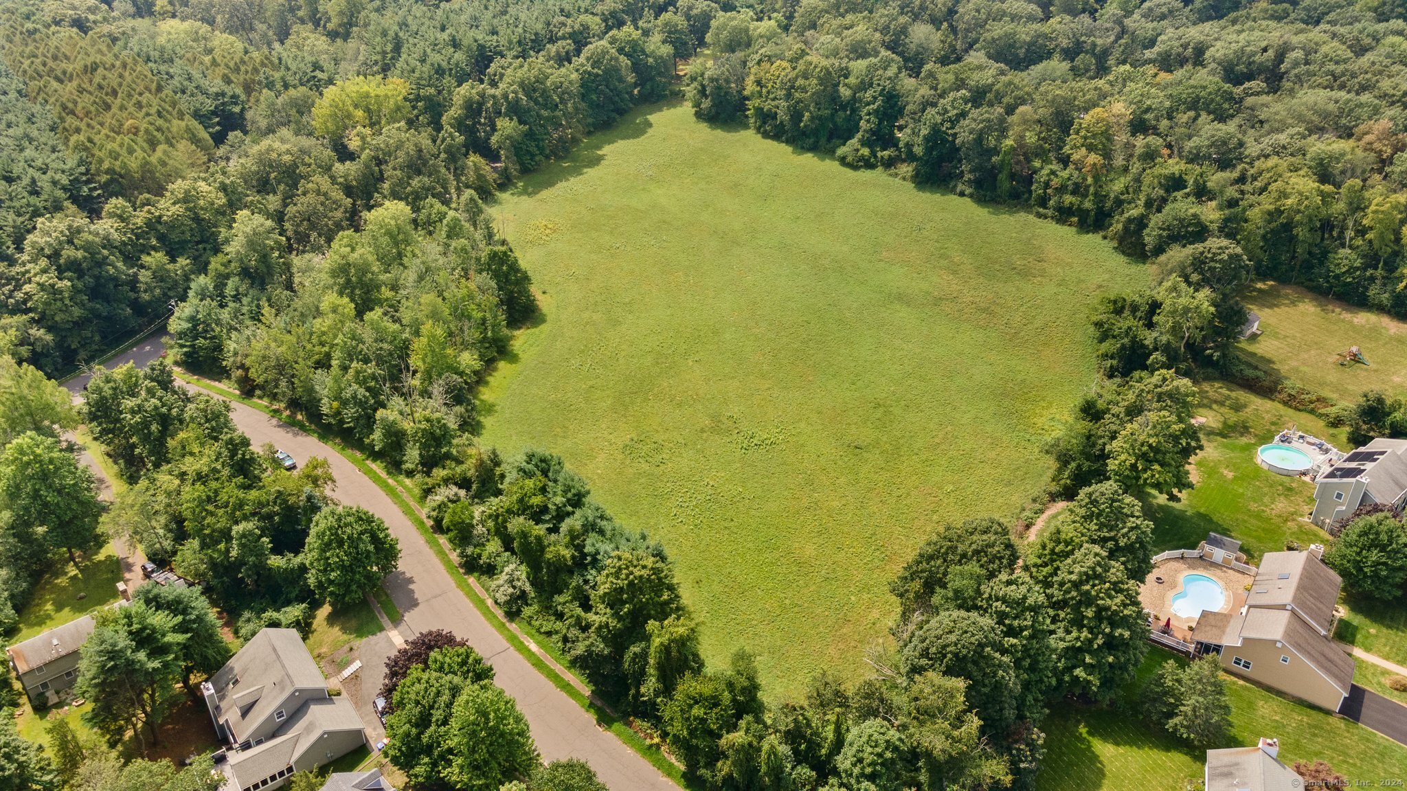 Footit Drive, Middletown, Connecticut image 11