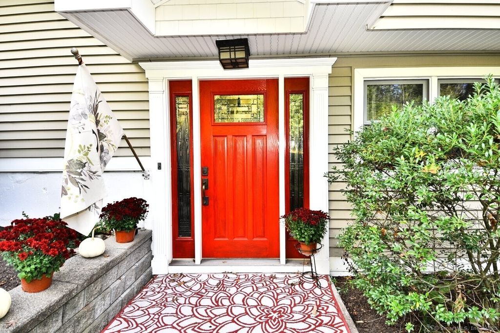 Photo of 31 Carriage Drive, Meriden, CT 06450 (MLS # 24131734)