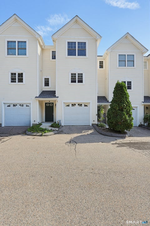 Photo of 178 Summit Street #178, Norwich, CT 06360 (MLS # 24210308)