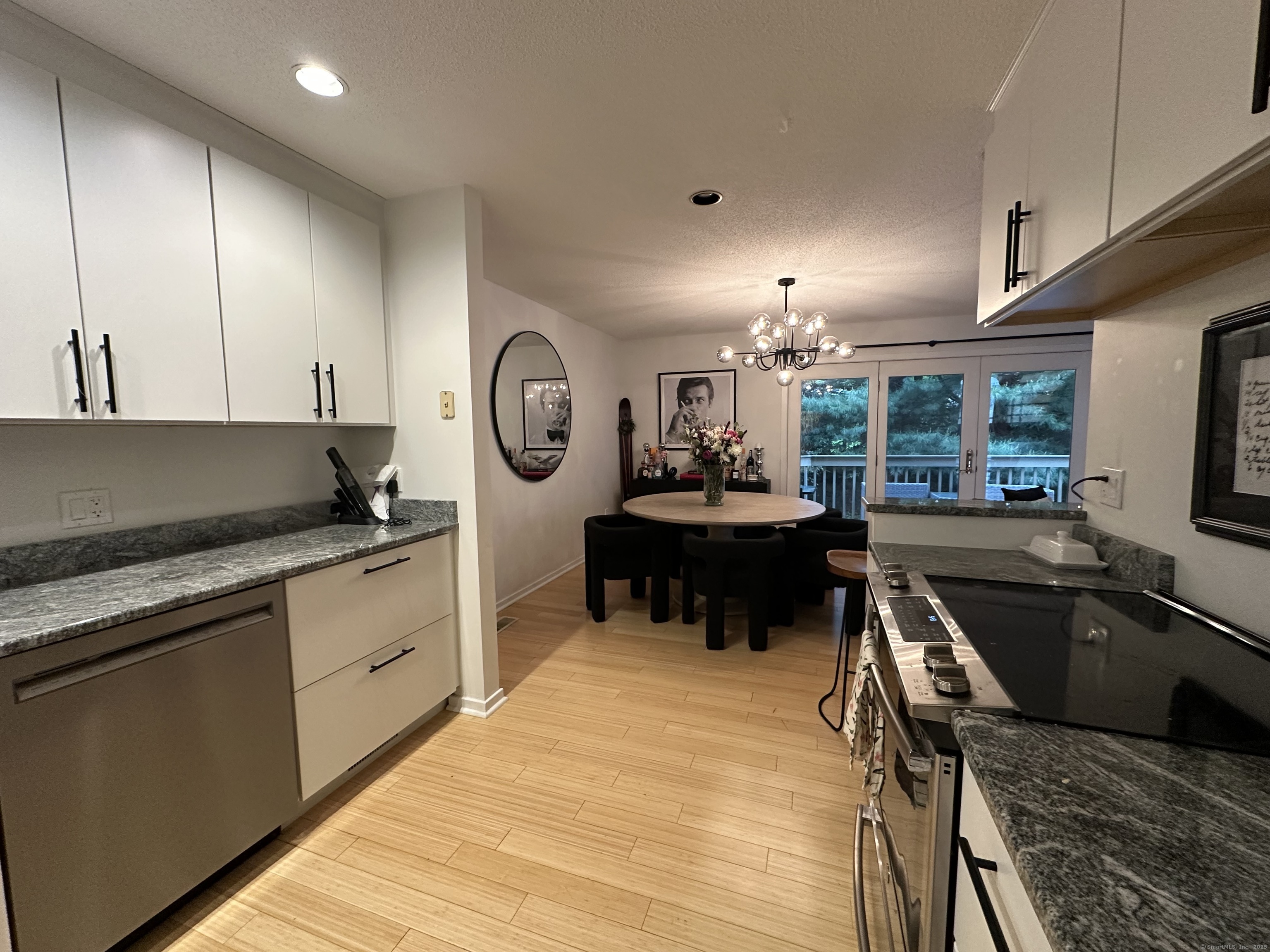 12 Spindle Hill Road #APT 8A, Wolcott, Connecticut image 7