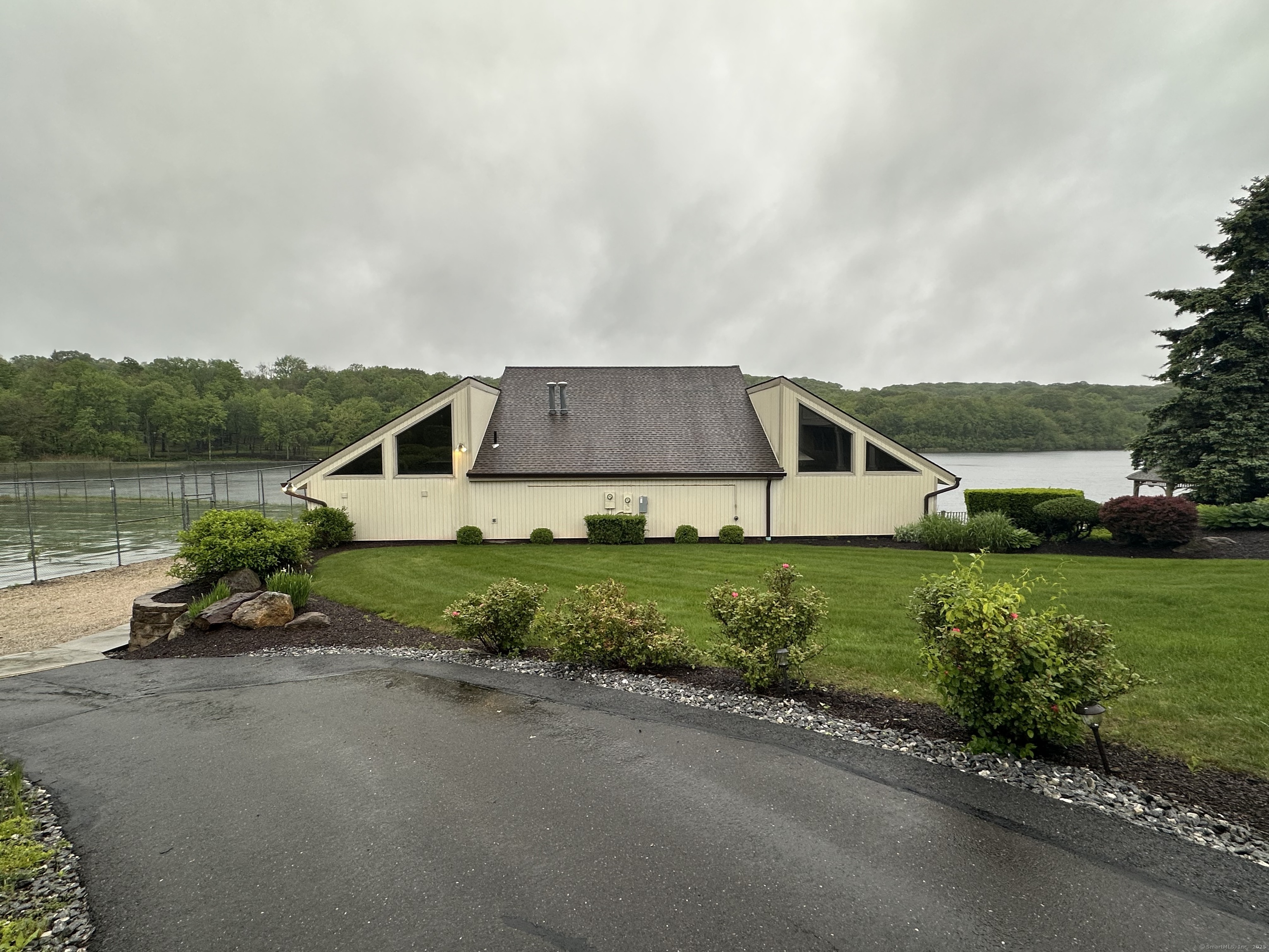 12 Spindle Hill Road #APT 8A, Wolcott, Connecticut image 25