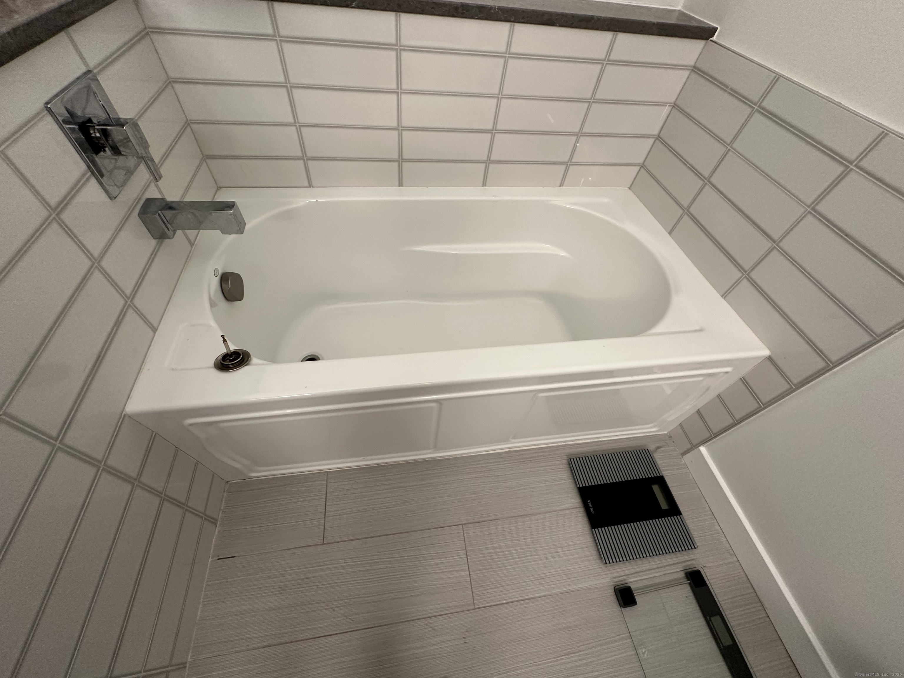 12 Spindle Hill Road #APT 8A, Wolcott, Connecticut image 13