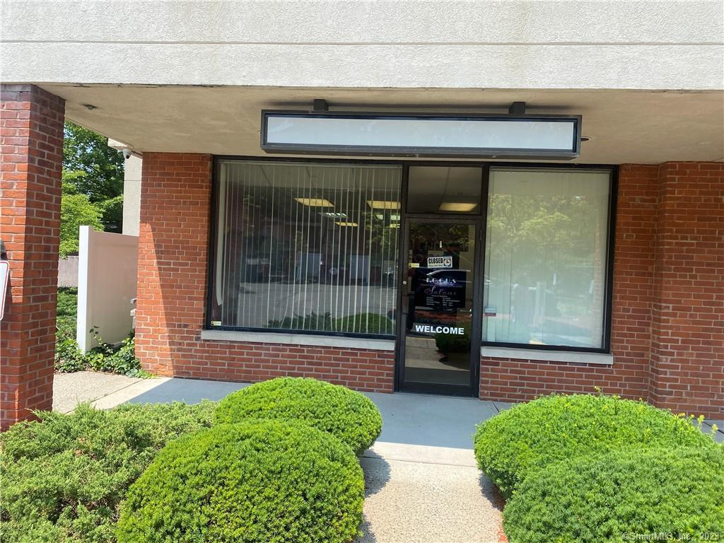 1220 Whitney Avenue C6