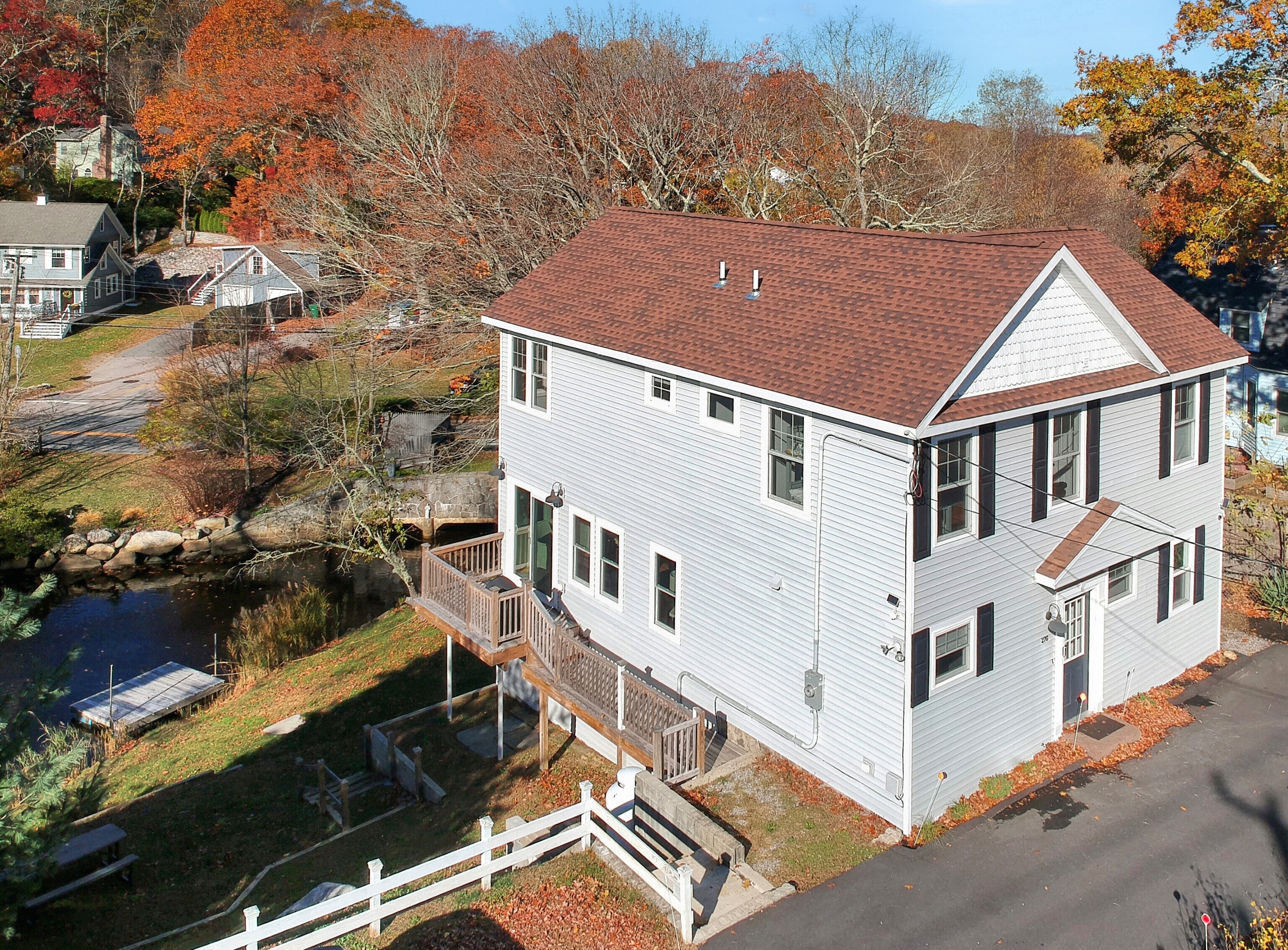 276 Niantic River Road