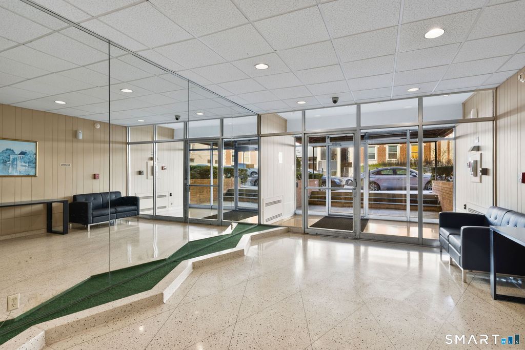 Photo of 125 Prospect Street #APT 2D, Stamford, CT 06901 (MLS # 24159341)