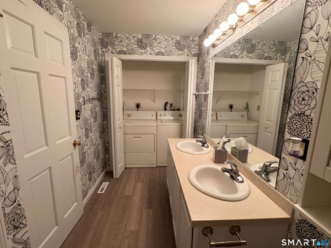 Tiny photo for 279 Bridge Street #10, Groton, CT 06340 (MLS # 24153542)