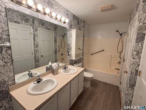 Tiny photo for 279 Bridge Street #10, Groton, CT 06340 (MLS # 24153542)