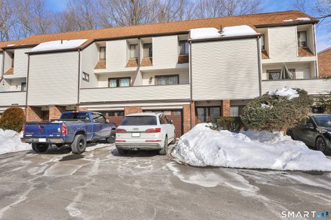 285 Queen Street 10K Southington CT 06489