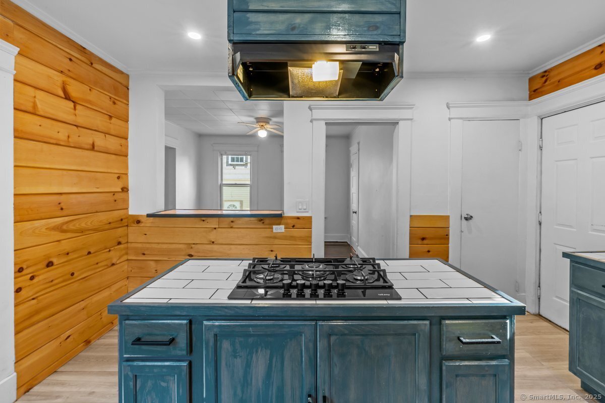 593 Cooke Street, Waterbury, Connecticut image 7
