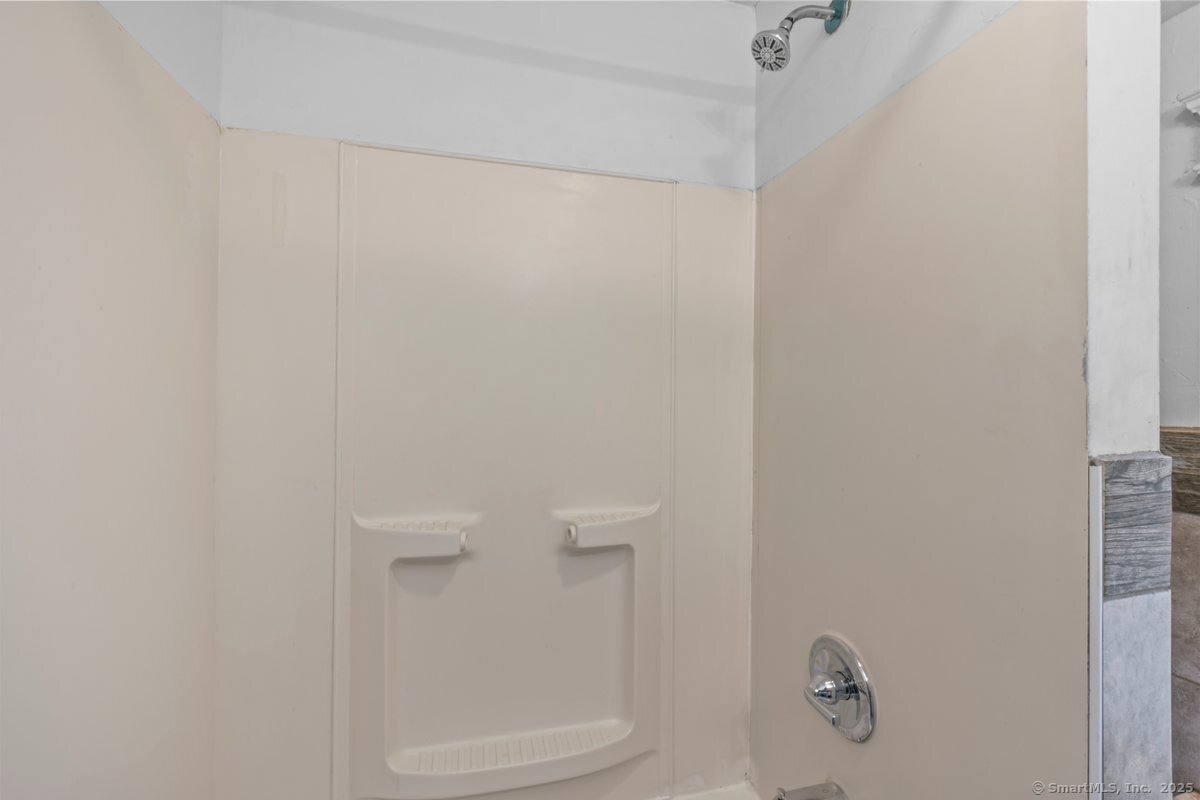 593 Cooke Street, Waterbury, Connecticut image 13
