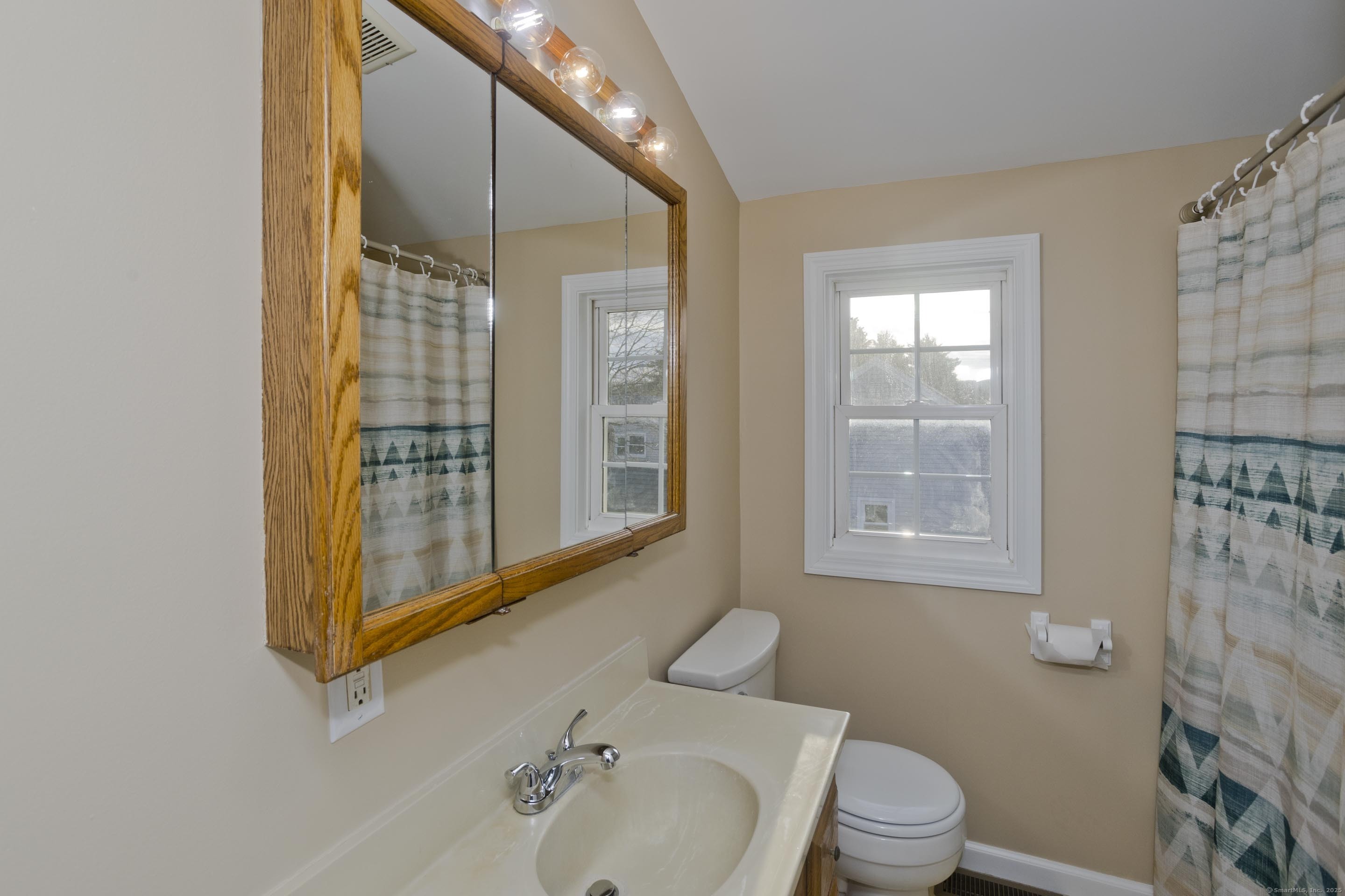 54 Atwood Street, Plainville, Connecticut image 24