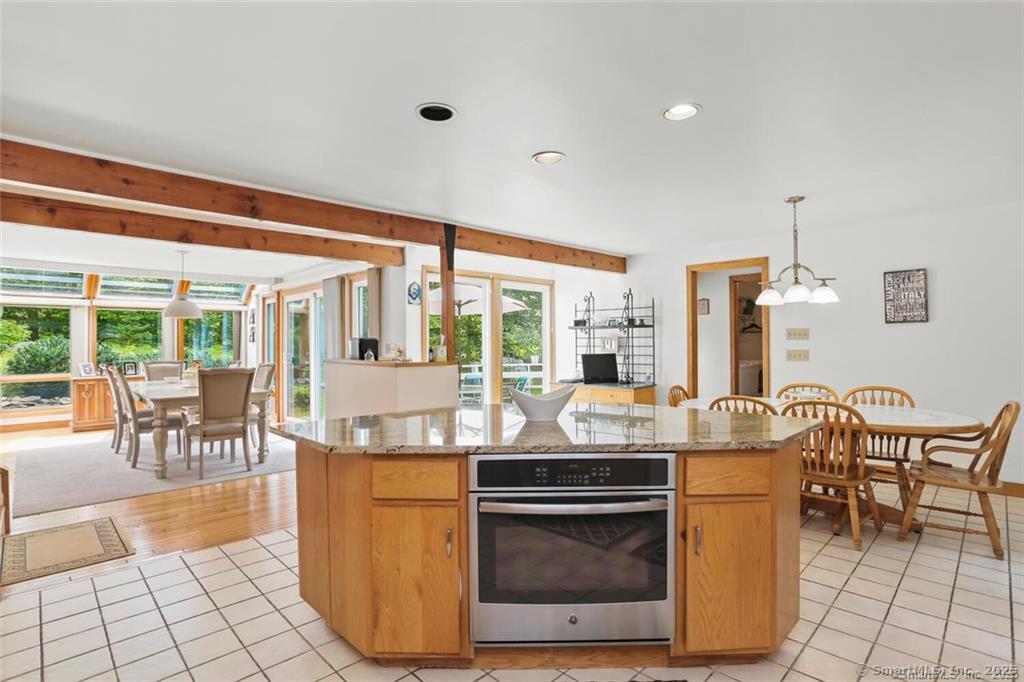 19 Northwood Lane, Stamford, Connecticut image 8