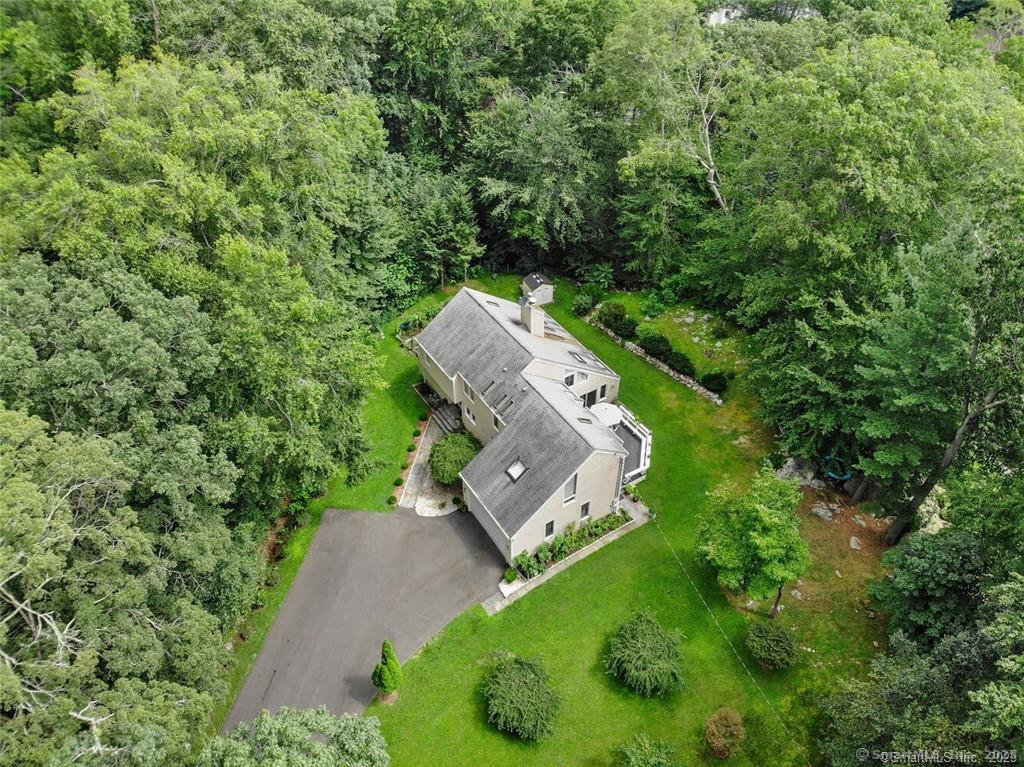 19 Northwood Lane, Stamford, Connecticut image 3