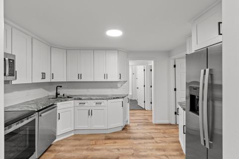 Tiny photo for 5 Pine Trail, Avon, CT 06001 (MLS # 24146844)