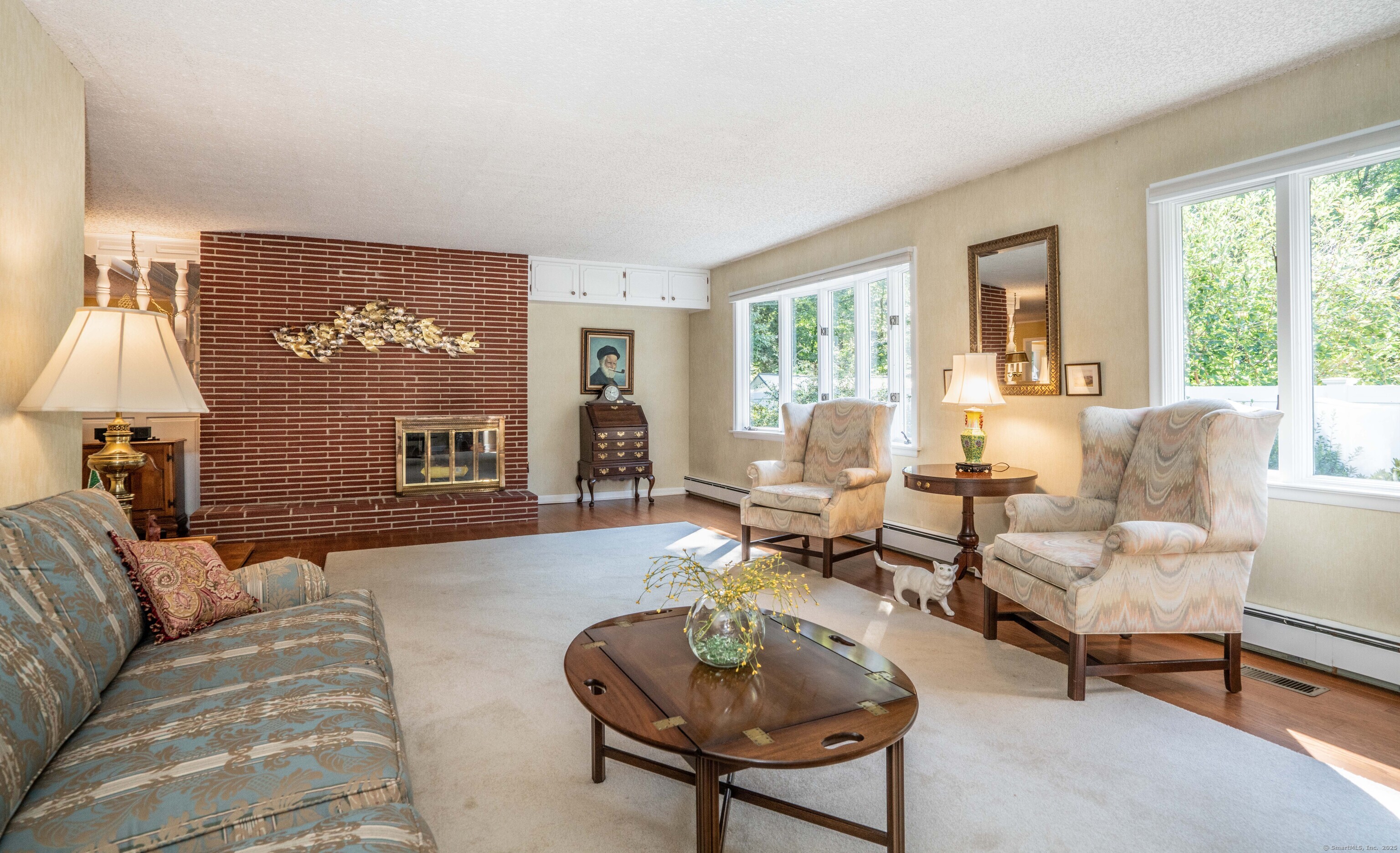 West Hartford, Connecticut 06107, United States, 4 Bedrooms Bedrooms, ,3 BathroomsBathrooms,Residential,Pending,208242