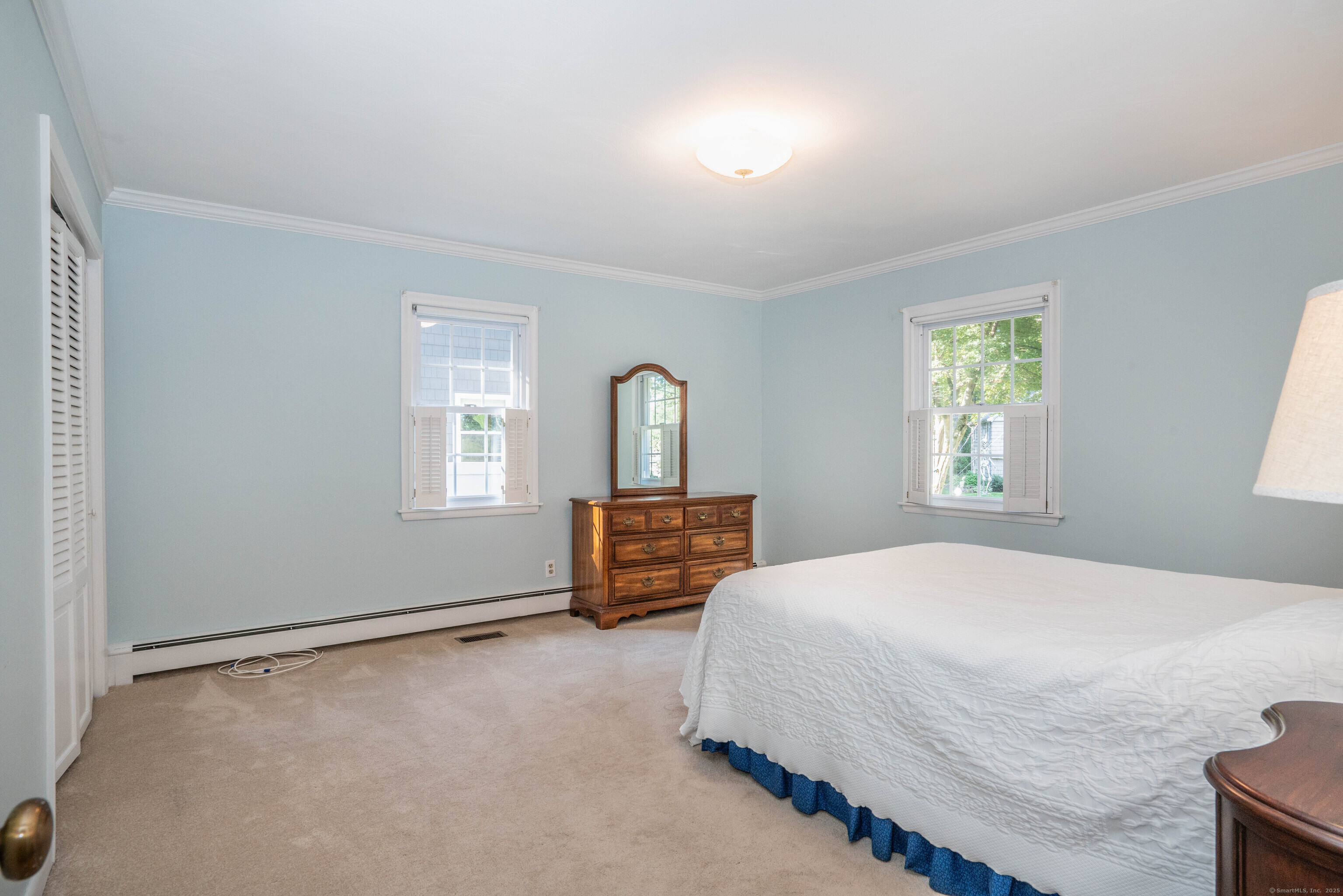 West Hartford, Connecticut 06107, United States, 4 Bedrooms Bedrooms, ,3 BathroomsBathrooms,Residential,Pending,208242