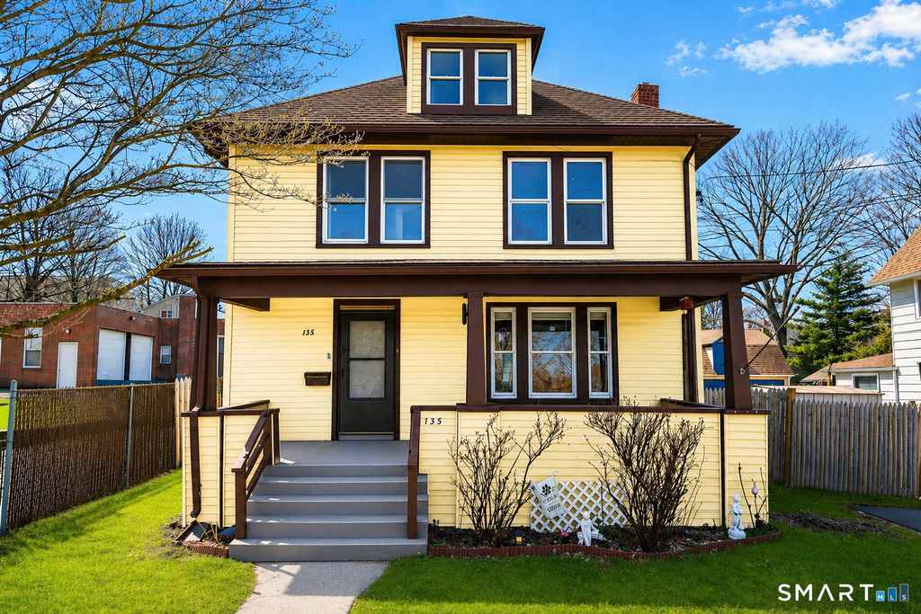 Photo of 135 Atkins Street, Meriden, CT 06450 (MLS # 24170853)
