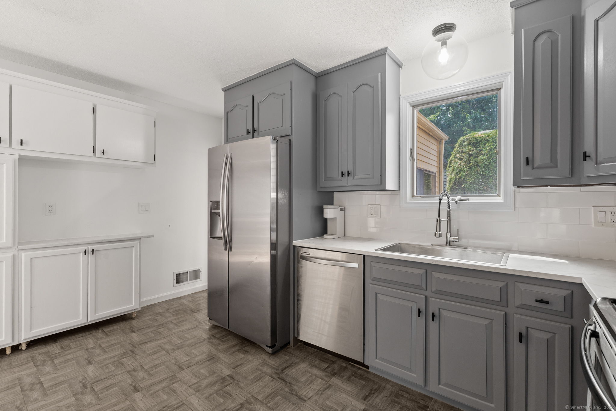 6 Cottonwood Court 6