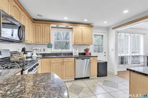 Tiny photo for 40 Carriage Path N #40, Milford, CT 06460 (MLS # 24153232)